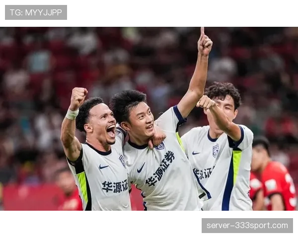 青岛海牛集结备战保级关键战重点解决防守问题 青岛海牛集结备战保级关键战重点解决防守问题